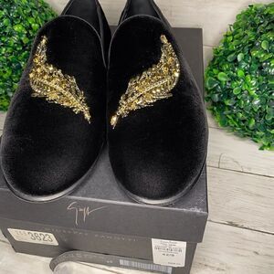 Almost New Giuseppe Zanotti Mens Shoes a size 9/42